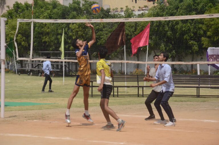 श्रीराम कॉलेज में खेल प्रतियोगिता कार्यक्रम सम्पन्न