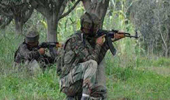 सुरक्षा बलों ने बडगाम में लश्कर के तीन आतंकवादियों को घेरा