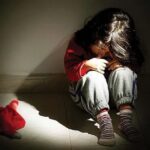 बाथरूम में दरिंदगी! स्कूल में 4 साल की मासूम से किया गया डिजिटल रेप, शरीर पर खुजली के बाद हुआ खुलासा