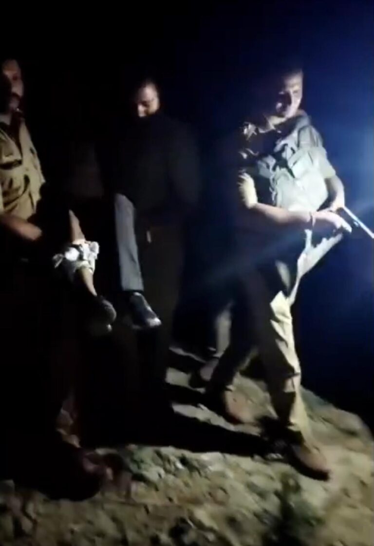 फतेहपुर में गौकशी का आरोपी पुलिस मुठभेड़ में घायल, तमंचा और चापड़ बरामद