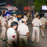 दिल्ली के साकेत में हादसा; सैदुलाजाब में ढही ‘अराइज’ बिल्डिंग, मलबे में दबे कई लोग, NDRF का रेस्क्यू जारी