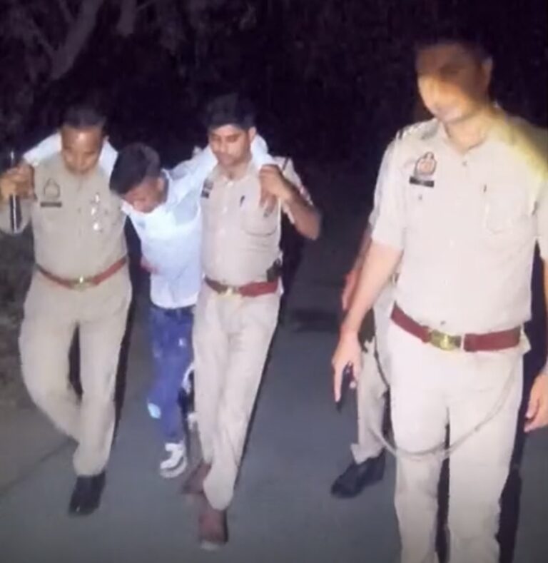 बरेली में गौकशी की सूचना पर पुलिस मुठभेड़, बदमाश के पैर में लगी गोली
