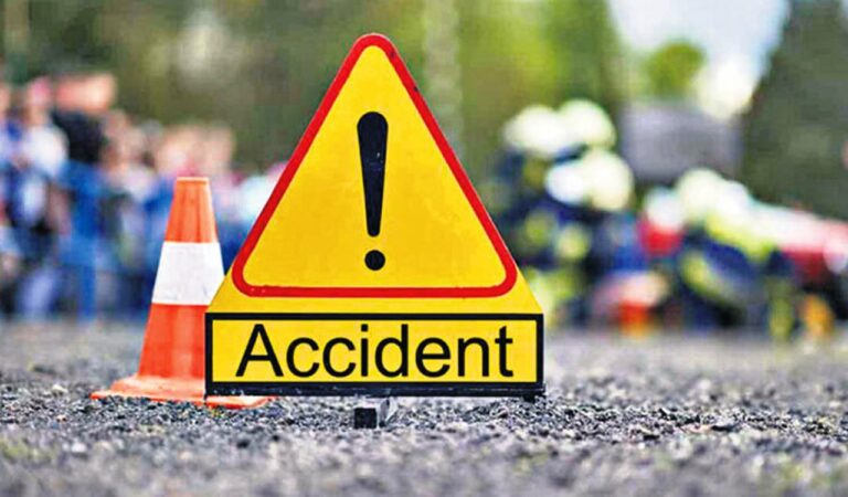 रायबरेली गंगा एक्सप्रेसवे पर भीषण सड़क हादसा, ट्रैक्टर से टकराई स्कॉर्पियो, 3 की मौत