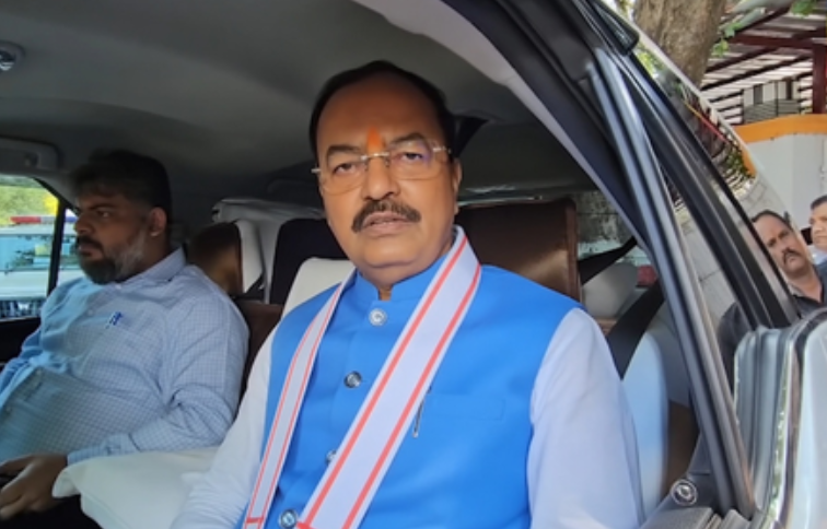 अखिलेश यादव के आरोपों पर भाजपा का पलटवार, कहा- अपराधियों पर बिना भेदभाव हो रही कार्रवाई