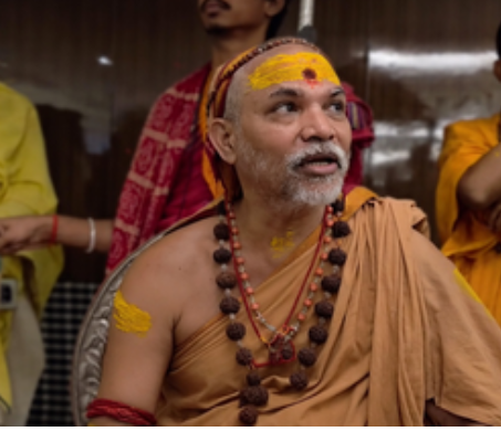 गाय संरक्षण पर योगी सरकार पर बरसे स्वामी अविमुक्तेश्वरानंद, बोले- ‘गौ माता’ का दर्जा मिले