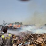 मुजफ्फरनगर की जीनस पेपर मिल में लगी भीषण आग, 10 दमकल गाड़ियां राहत कार्य में जुटीं
