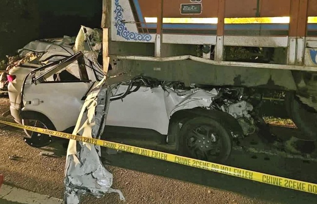 पटना में भीषण सड़क हादसा, प्रशिक्षण से लौट रहे तीन थानाध्यक्षों समेत चार की दर्दनाक मौत, एनएच पर खड़े ट्रक में घुसी कार
