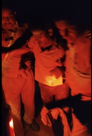 शाहजहांपुर में एक वर्षीय बच्ची से दुष्कर्म के आरोपी को मुठभेड़ के बाद दबोचा, दोनों पैरों में लगी गोली