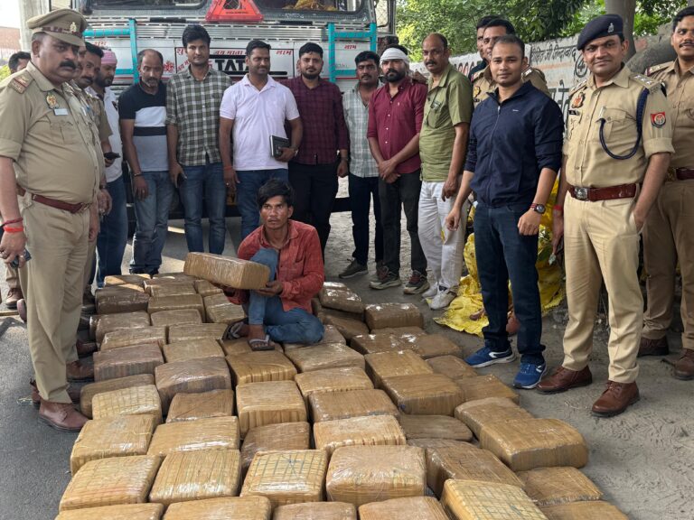 कानपुर में 15 किमी पीछा कर पकड़ा गया ट्रक, 10 करोड़ रुपये के 600 किलो से ज्यादा मादक पदार्थ बरामद