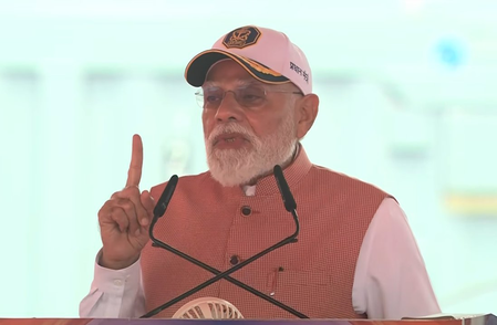 कोलकाता में पीएम मोदी ने नौसेना को सौंपे तीन स्वदेशी युद्धपोत, आत्मनिर्भर भारत की दिशा में बड़ा कदम