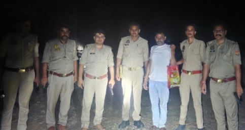 झांसी में सस्ता सोना दिलाने के नाम पर 10 लाख की ठगी, मुठभेड़ के बाद आरोपी गिरफ्तार