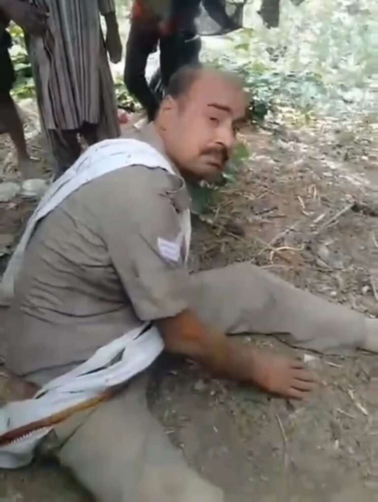जौनपुर में शराब के नशे में दिखे मुख्य आरक्षी का वीडियो वायरल, एसएसपी ने किया निलंबित