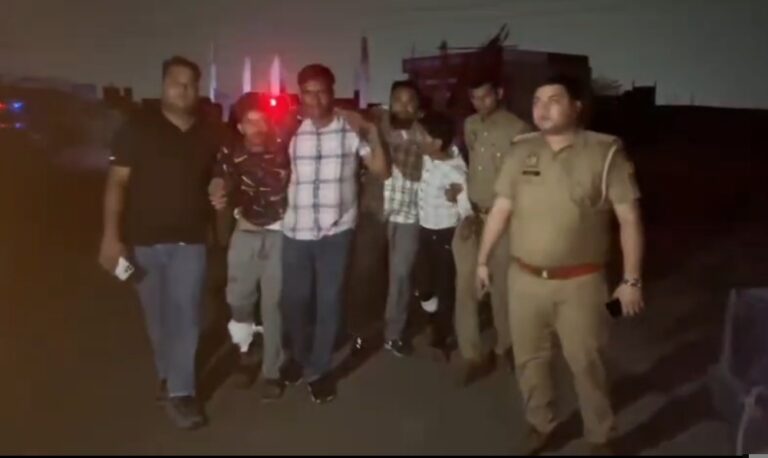 कानपुर में महिला से मंगलसूत्र लूटने वाले बदमाश पुलिस मुठभेड़ में गिरफ्तार! दो के पैर में लगी गोली, तीसरा भी दबोचा गया