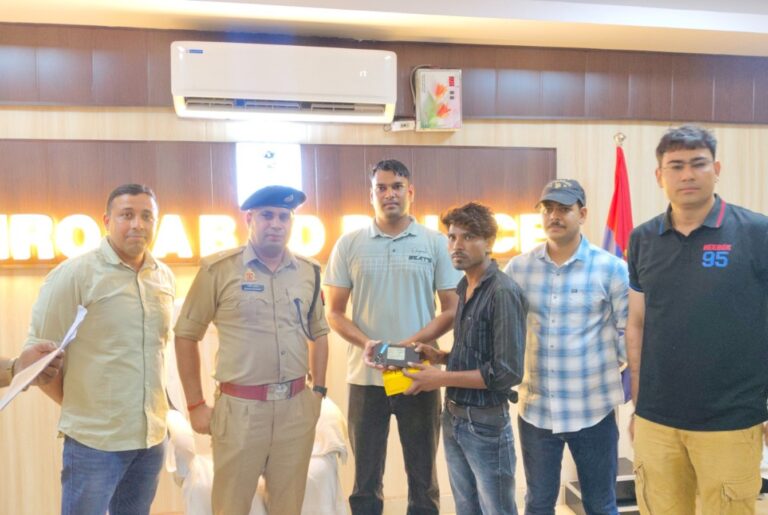 फिरोजाबाद पुलिस की बड़ी सफलता: CEIR पोर्टल से ट्रेस कर 150 खोए मोबाइल बरामद, मालिकों के चेहरे खिले