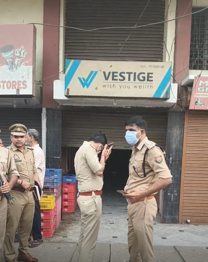 प्रयागराज हत्याकांड: वैश्य परिवार के चार लोगों की हत्या मामले में पुलिस ने तेज की जांच, दो महिलाओं की तलाश