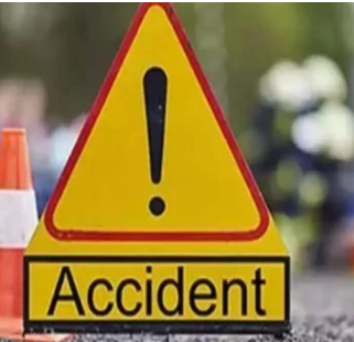मऊ में सड़क हादसों का कहर: निमंत्रण से लौट रहे दो युवकों की अलग-अलग दुर्घटनाओं में मौत
