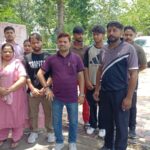 मुजफ्फरनगर में मंदिर की आड़ में अतिक्रमण का आरोप, एसडीएम के रसोइये के खिलाफ डीएम से शिकायत