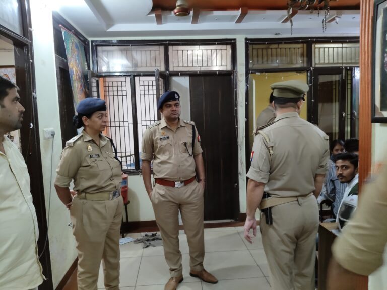 कानपुर में कोचिंग संचालक का खून से सना शव मिलने से सनसनी, कई एंगल से जांच में जुटी पुलिस