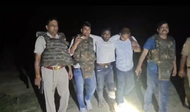 अमेठी में गोकशी की तैयारी कर रहे चार आरोपी गिरफ्तार, मुठभेड़ में एक घायल; हथियार बरामद