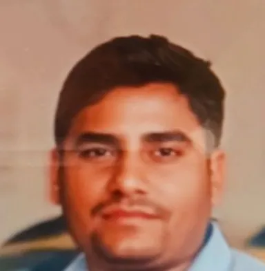 खतौली में बैंककर्मी की मौत से उठे सवाल! सड़क हादसा या साजिश? बैंक से नकदी निकालकर लौट रहा था युवक