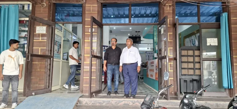 जलालाबाद में सीएमओ डॉ. कृष्ण गोपाल ने इंडस केयर हॉस्पिटल का किया औचक निरीक्षण, स्वास्थ्य सेवाओं की जांच