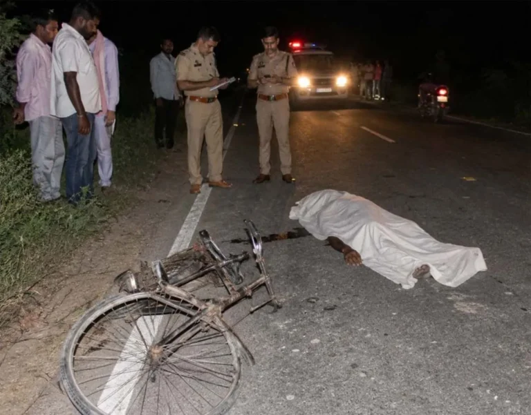 मीरापुर में रफ्तार का कहर: अज्ञात वाहन की टक्कर से किसान की दर्दनाक मौत, परिवार में मचा कोहराम
