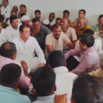 मुजफ्फरनगर में तबादलों पर फूटा बिजली कर्मियों का गुस्सा, एक्सईएन कार्यालय पर जड़ा धरना! 45 संविदा कर्मचारियों के ट्रांसफर के विरोध में ठप रहा कामकाज