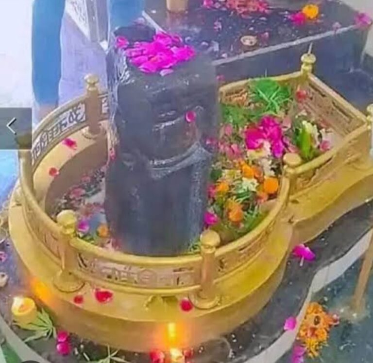 बाराबंकी का कुंतेश्वर महादेव मंदिर: जहां पांडवों और माता कुंती से जुड़ी मान्यताएं, स्वयं पूजित शिवलिंग बना आस्था का केंद्र