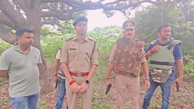 वाराणसी में पुलिस मुठभेड़: गो तस्कर के पैर में लगी गोली, अवैध असलहे के साथ गिरफ्तार