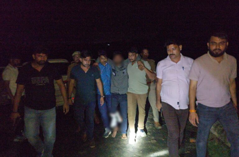 उरई में पुलिस मुठभेड़: दो बदमाशों के पैर में लगी गोली, चार शातिर चोर गिरफ्तार