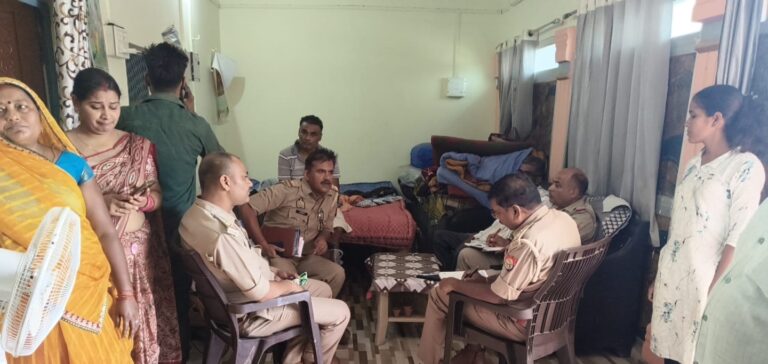 मीरजापुर में बेखौफ चोरों का आतंक, किराना कारोबारी के घर से 52 लाख के जेवर और 50 हजार नकद चोरी
