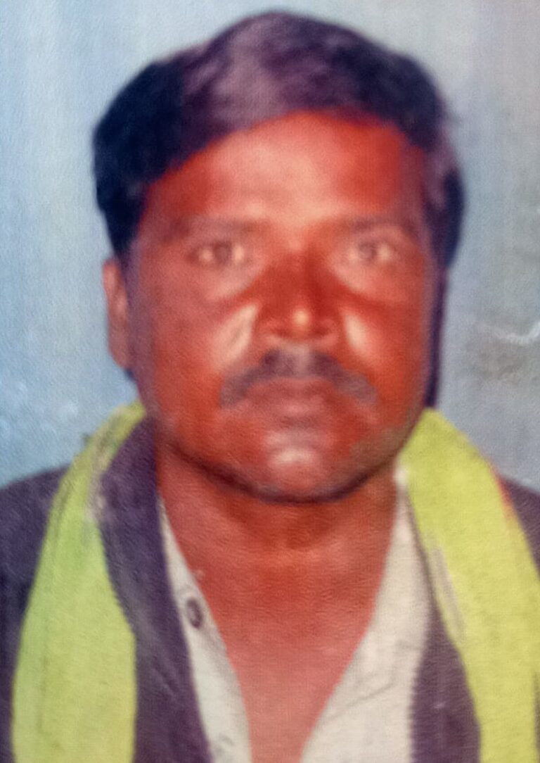 उरई में सफाईकर्मी ने फांसी लगाकर दी जान, पारिवारिक विवाद के बाद तनाव में था मृतक! फॉरेंसिक जांच शुरू