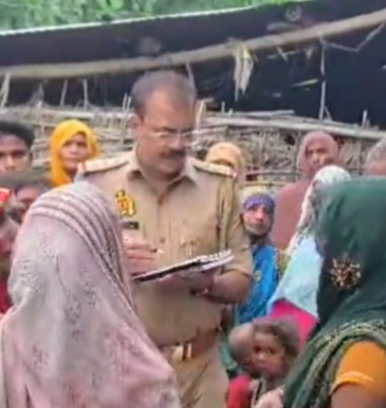 बहराइच में नवविवाहिता का शव फंदे से लटका मिला, पोस्टमार्टम रिपोर्ट के इंतजार में पुलिस