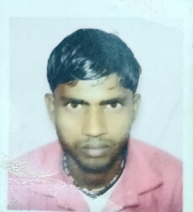 मीरजापुर में दर्दनाक सड़क हादसा: ट्रैक्टर-ट्रॉली की टक्कर से नवविवाहित युवक की मौत, साथी गंभीर
