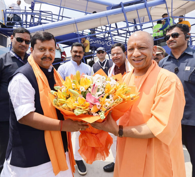 लखनऊ में नितिन नवीन का भव्य स्वागत, रोड शो से गूंजा शहर; 2027 चुनाव रणनीति पर होगा बड़ा मंथन