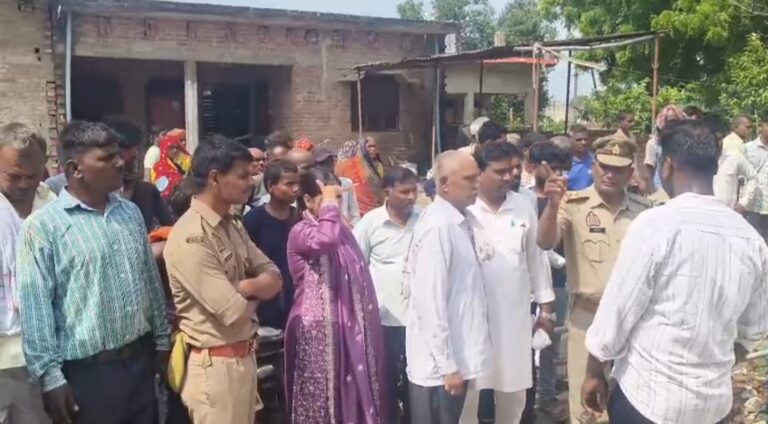 अमेठी में नवविवाहिता की संदिग्ध मौत, कमरे में फंदे से लटका मिला शव, मायके पक्ष ने लगाए प्रताड़ना के आरोप
