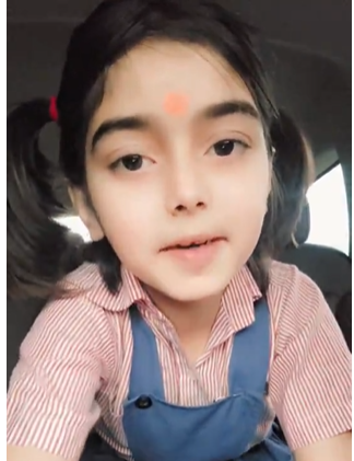 गाजियाबाद में बारिश ने खोली नगर निगम के दावों की पोल, सड़कें बनीं तालाब, मासूम बच्ची ने DM से लगाई गुहार