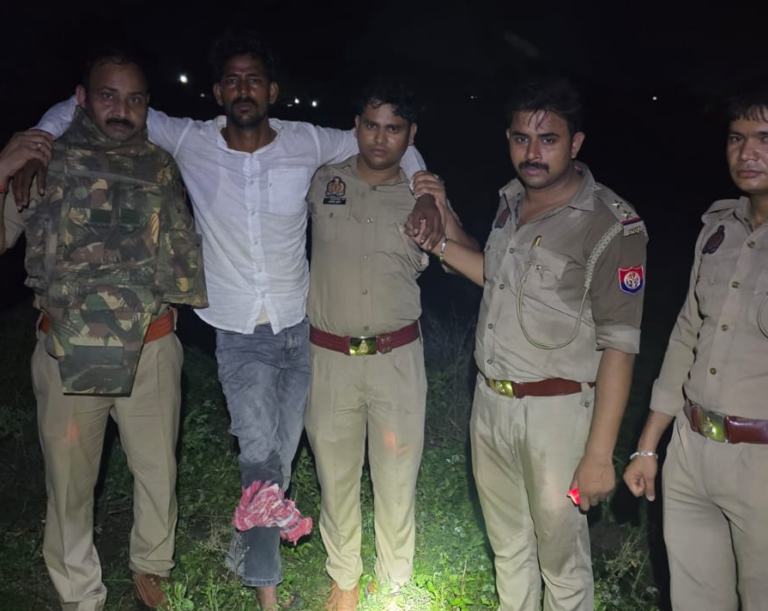 बलिया में गौवध के आरोप में पुलिस मुठभेड़ के बाद दो गिरफ्तार, एक के पैर में लगी गोली