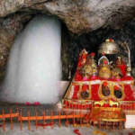 जम्मू-कश्मीर: मौसम खुलते ही यात्राएं फिर शुरू; वैष्णो देवी में 18 हजार और अमरनाथ में 4 हजार श्रद्धालुओं ने किए दर्शन