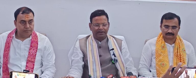 राम मंदिर चढ़ावा चोरी मामला गंभीर, दोषियों पर होगी कड़ी कार्रवाई; 2027 में विकास के दम पर फिर सरकार बनाएगी भाजपा: पंकज चौधरी
