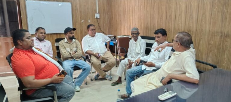 बिजनौर में मजार पर युवती से छेड़छाड़ का आरोप, शिकायत के बाद बाबा हिरासत में