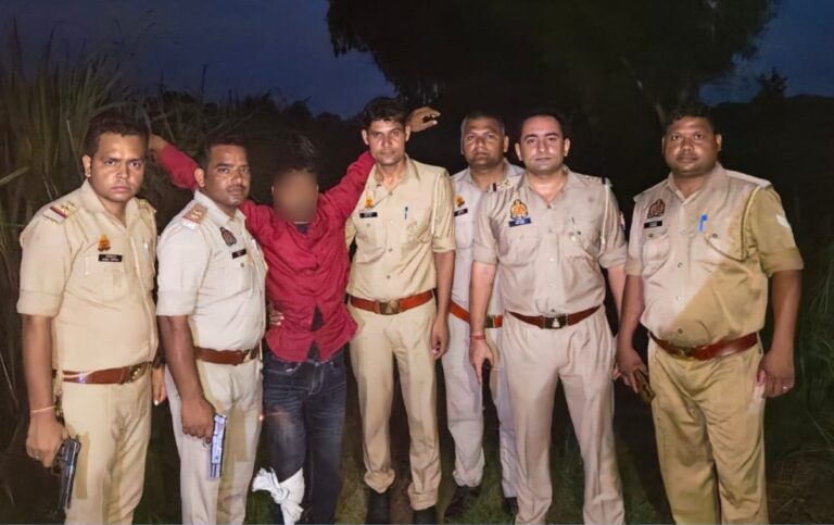 बागपत में 25 हजार के इनामी बदमाश से पुलिस मुठभेड़, गौकशी मामले का आरोपी गिरफ्तार; तमंचा और कारतूस बरामद