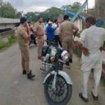 मुजफ्फरनगर गंगनहर में बुजुर्ग की छलांग से मचा हड़कंप, पुल पर मिले कपड़े और नकदी; देर शाम तक नहीं लगा कोई सुराग