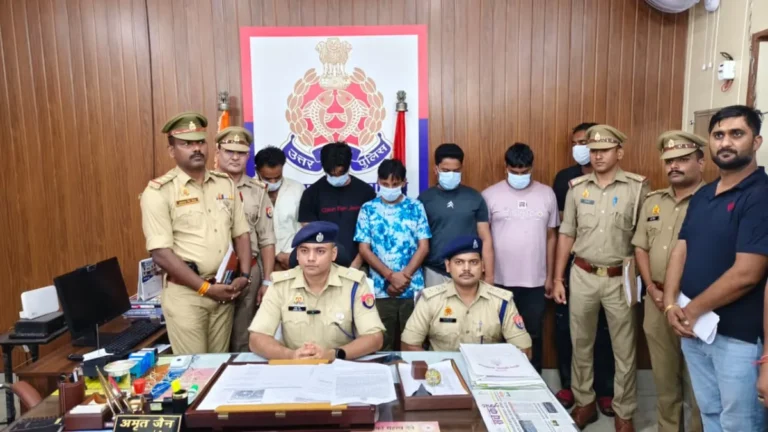 मुजफ्फरनगर में ऑपरेशन ‘सवेरा’ की बड़ी सफलता! 76,800 प्रतिबंधित नशीले कैप्सूलों के साथ 6 तस्कर गिरफ्तार, 25 लाख की खेप बरामद