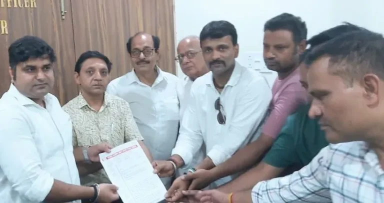 मुजफ्फरनगर में खाद्य पदार्थों में बढ़ती मिलावट पर व्यापार मंडल ने जताई चिंता, प्रशासन को सौंपा ज्ञापन