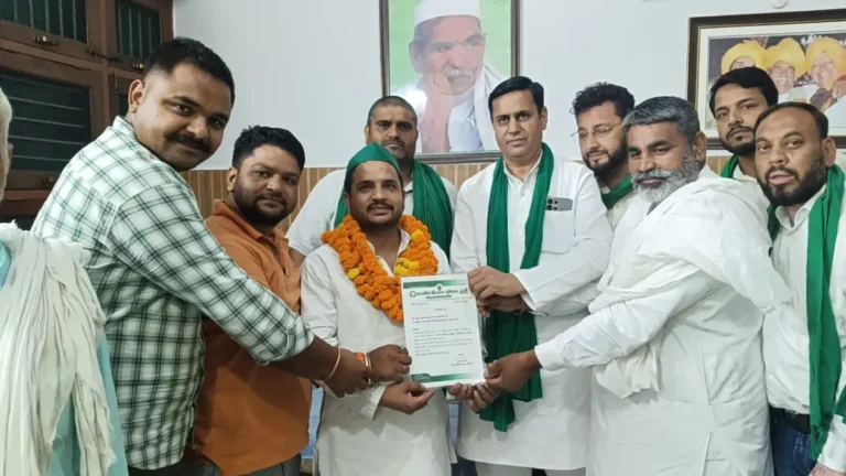 मुजफ्फरनगर में भाकियू (टिकैत) में बड़ा संगठनात्मक बदलाव, अनुपम कुमार शर्मा बने महानगर अध्यक्ष