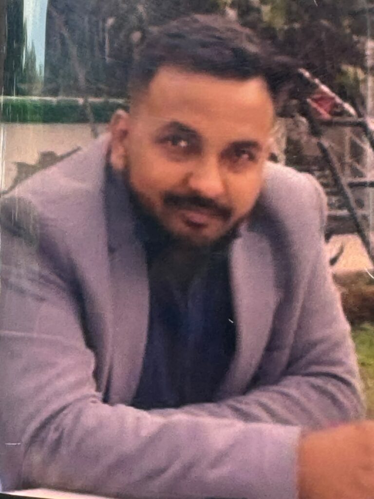 कानपुर में IT कर्मचारी ने फांसी लगाकर दी जान: सुसाइड नोट में बहन पर जमीन-जेवर को लेकर प्रताड़ना का आरोप