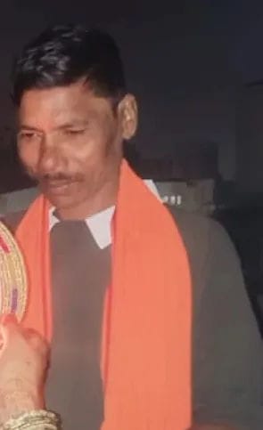 फर्रुखाबाद में भीषण सड़क हादसा, आमने-सामने भिड़ीं दो बाइकें; अस्पताल पहुंचते ही युवक की मौत