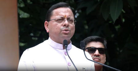 देहरादून में लहराया तिरंगा, उमड़ा देशभक्ति का सैलाब; CM धामी बोले- ‘देवभूमि के कण-कण में राष्ट्रभक्ति’