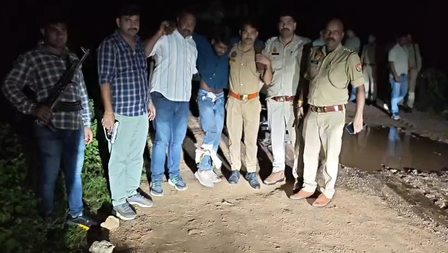 यूपी में दो जगह पुलिस का एक्शन! गाजियाबाद में अमन, झांसी में ब्रिजेंद्र के पैर में लगी गोली; 4 आरोपी गिरफ्तार